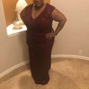 Alex Evening Formal Dress